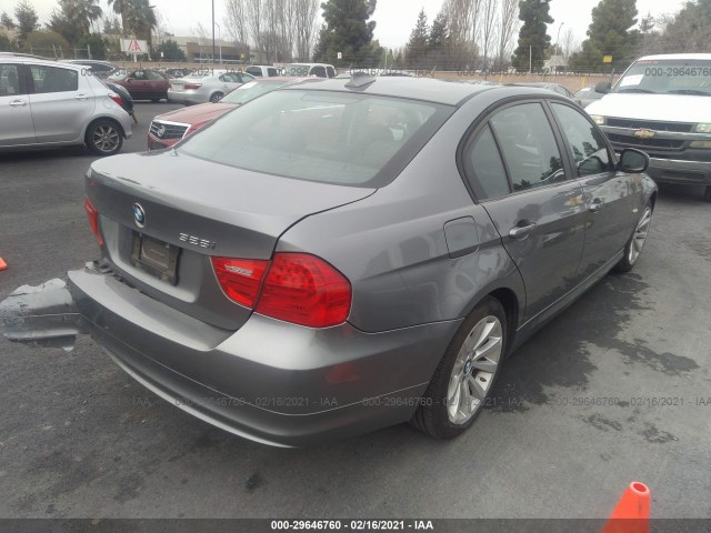 Photo 3 VIN: WBAPH5G58BNM80880 - BMW 3 