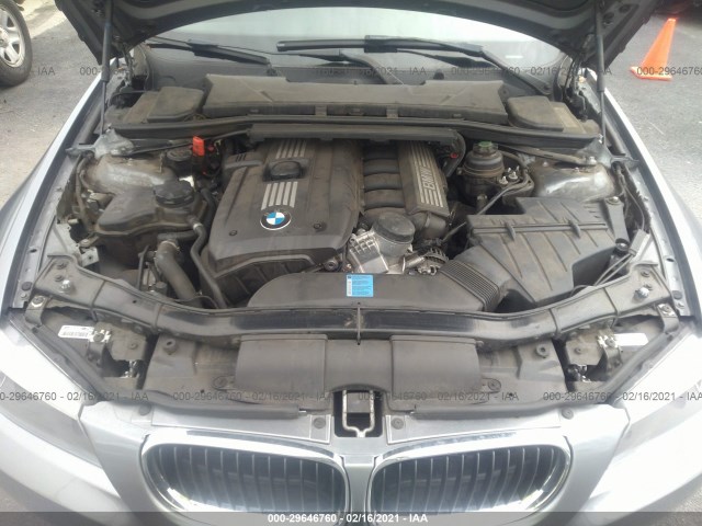 Photo 9 VIN: WBAPH5G58BNM80880 - BMW 3 