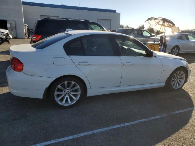 Photo 2 VIN: WBAPH5G58BNM82516 - BMW 328 I SULE 