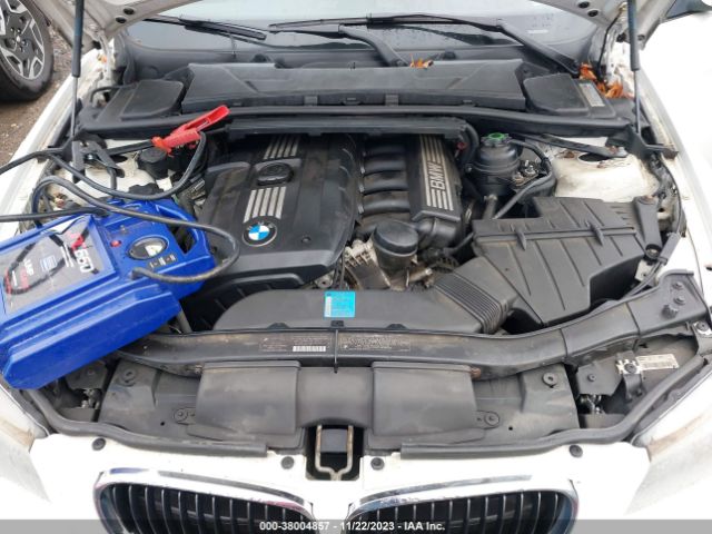 Photo 9 VIN: WBAPH5G59BNM77731 - BMW 328 