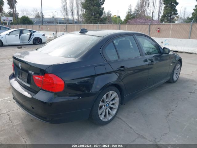 Photo 3 VIN: WBAPH5G59BNM78152 - BMW 328I 