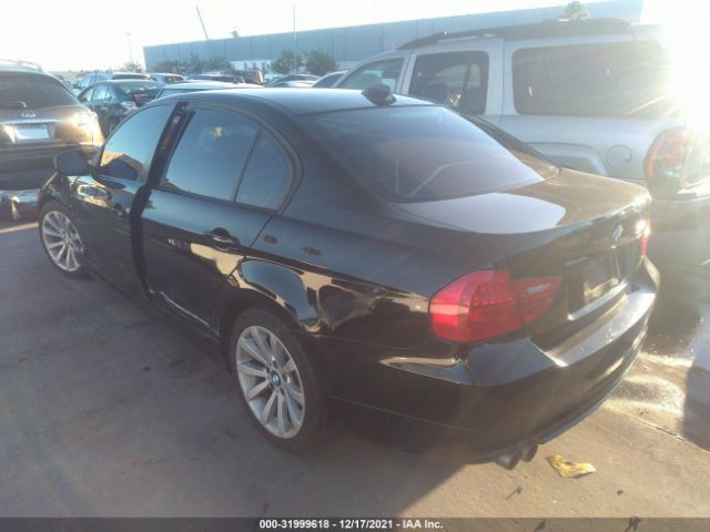 Photo 2 VIN: WBAPH5G5XBNM77303 - BMW 3 