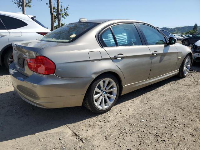 Photo 2 VIN: WBAPH5G5XBNM81044 - BMW 3 SERIES 