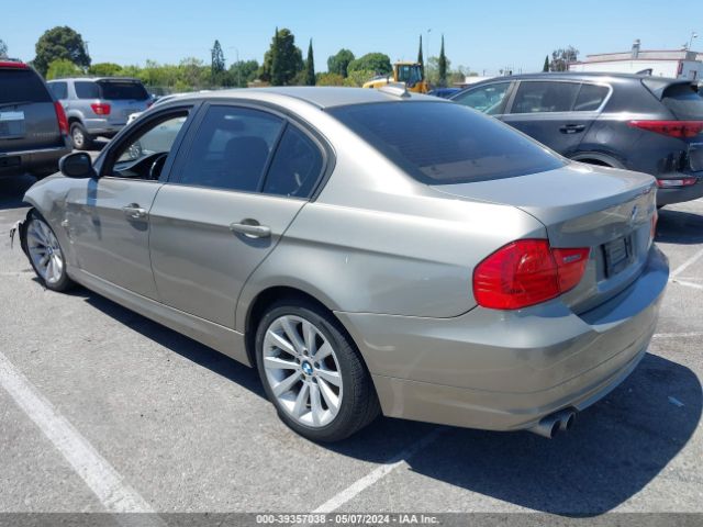 Photo 2 VIN: WBAPH5G5XBNM84087 - BMW 328I 