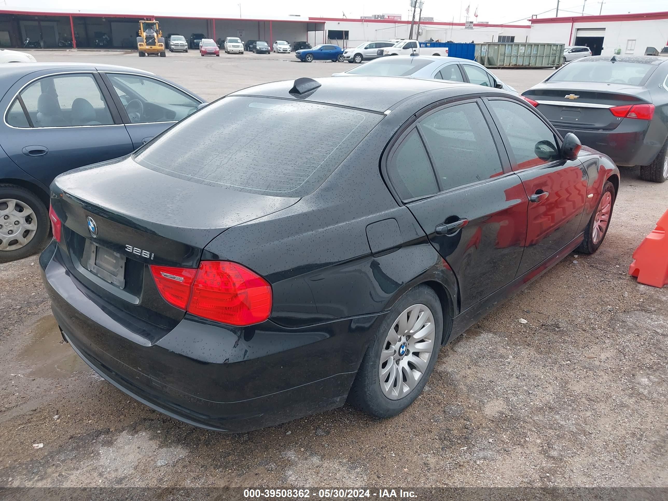 Photo 3 VIN: WBAPH73509E126881 - BMW 3ER 