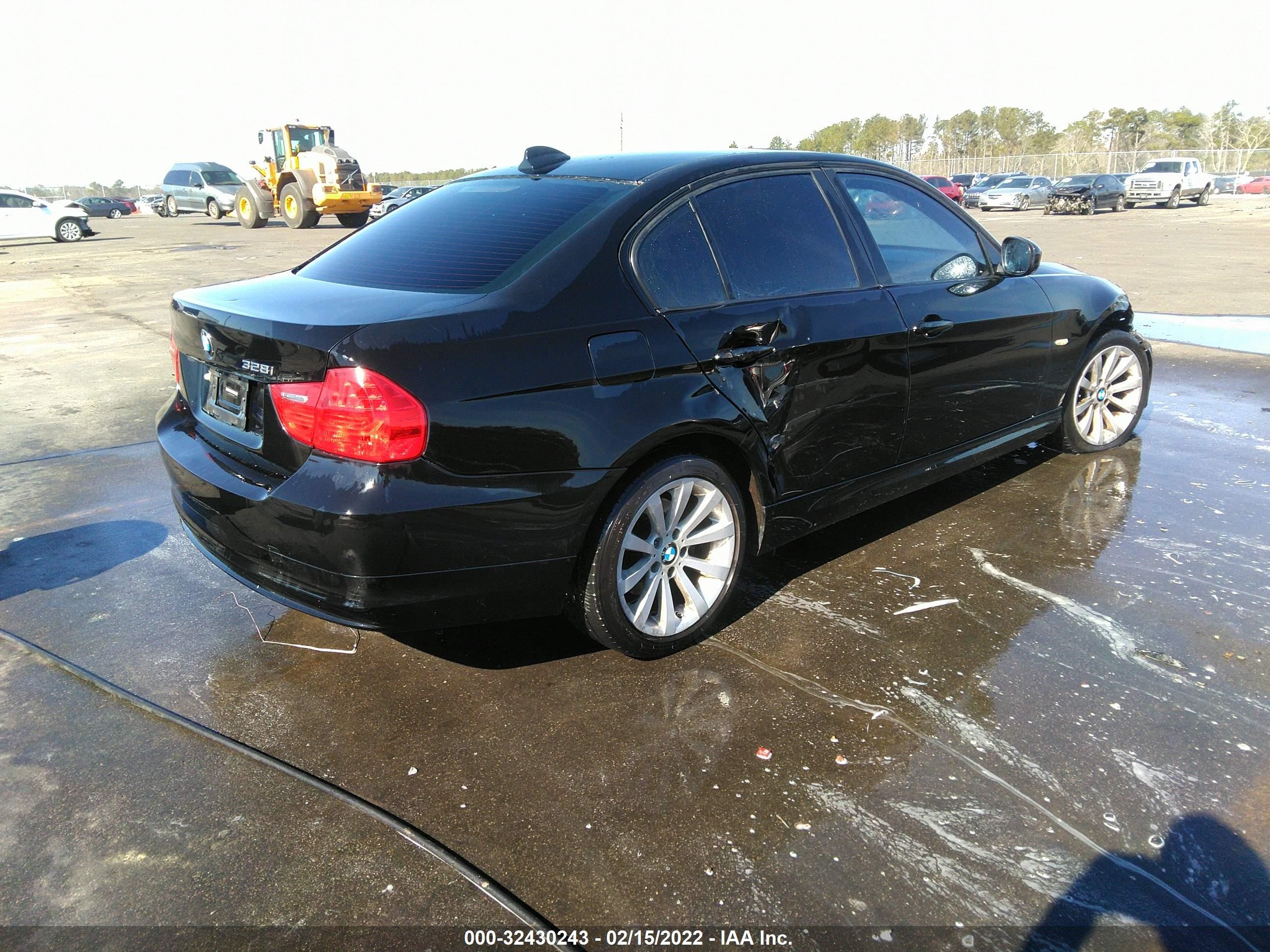 Photo 3 VIN: WBAPH73509E128906 - BMW 3ER 