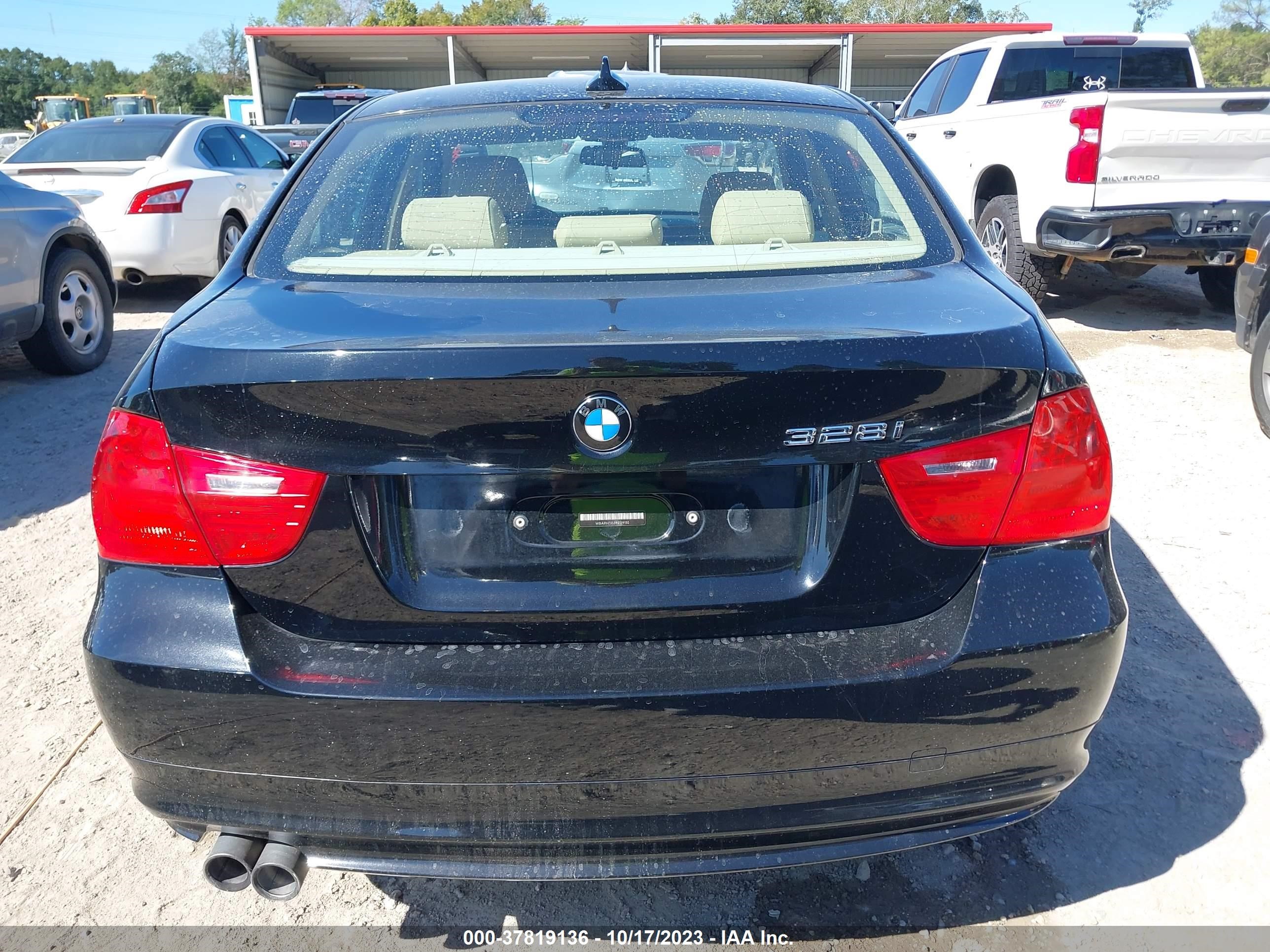 Photo 15 VIN: WBAPH73539E129130 - BMW 3ER 