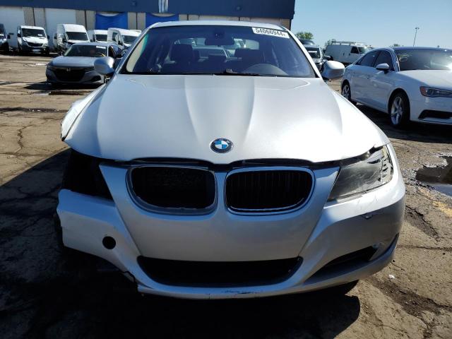 Photo 4 VIN: WBAPH73549E128603 - BMW 3 SERIES 