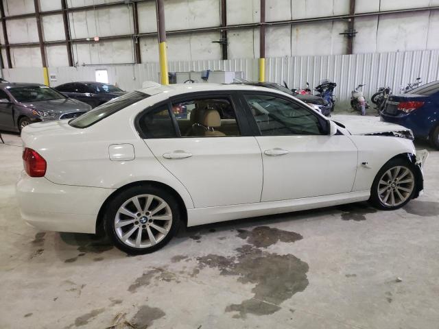 Photo 2 VIN: WBAPH77549NL84850 - BMW 3 SERIES 