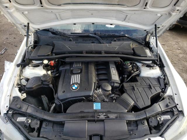 Photo 6 VIN: WBAPH77549NM28393 - BMW 3 SERIES 