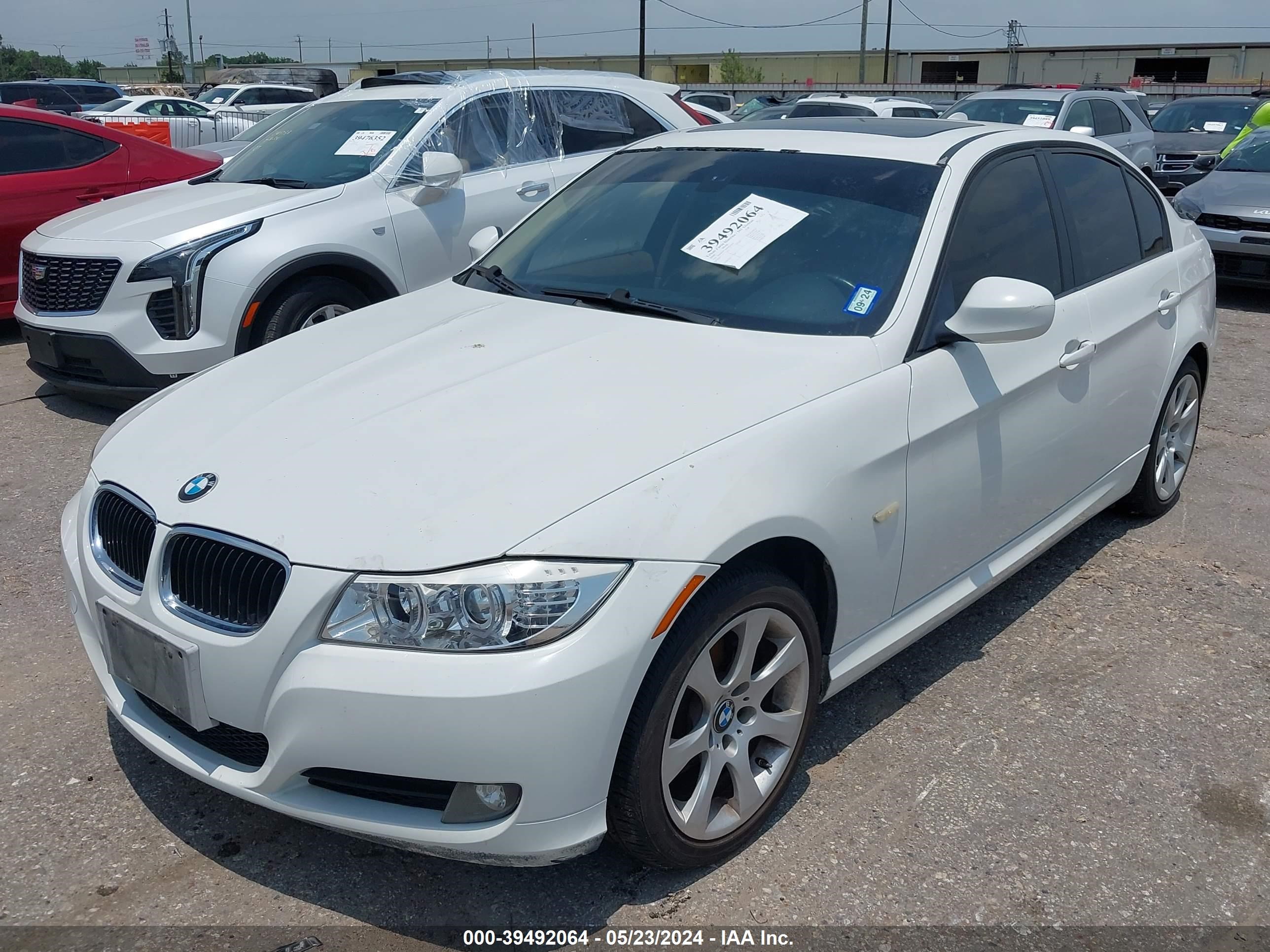 Photo 1 VIN: WBAPH77569NL81559 - BMW 3ER 