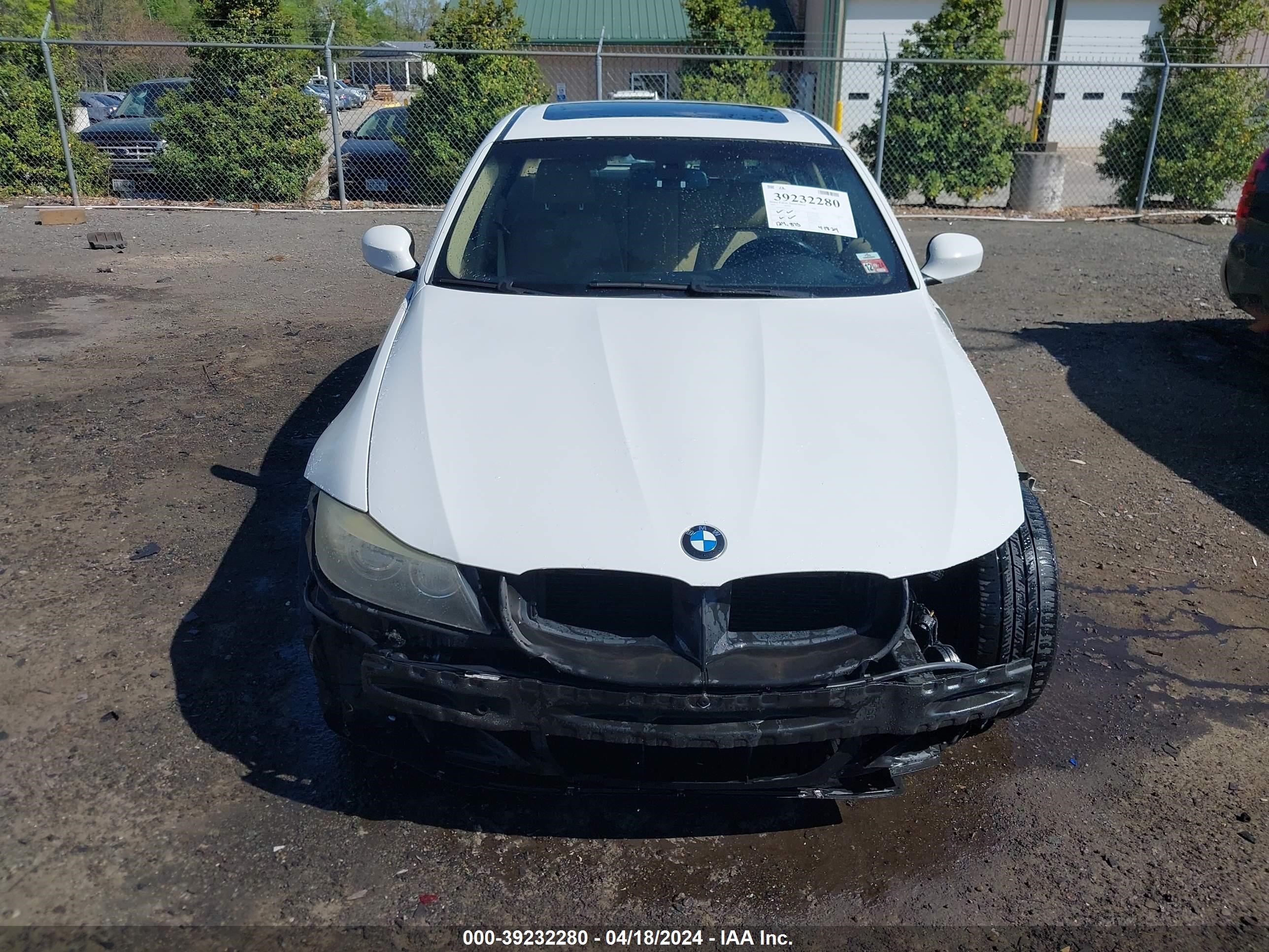 Photo 12 VIN: WBAPH77569NL81755 - BMW 3ER 