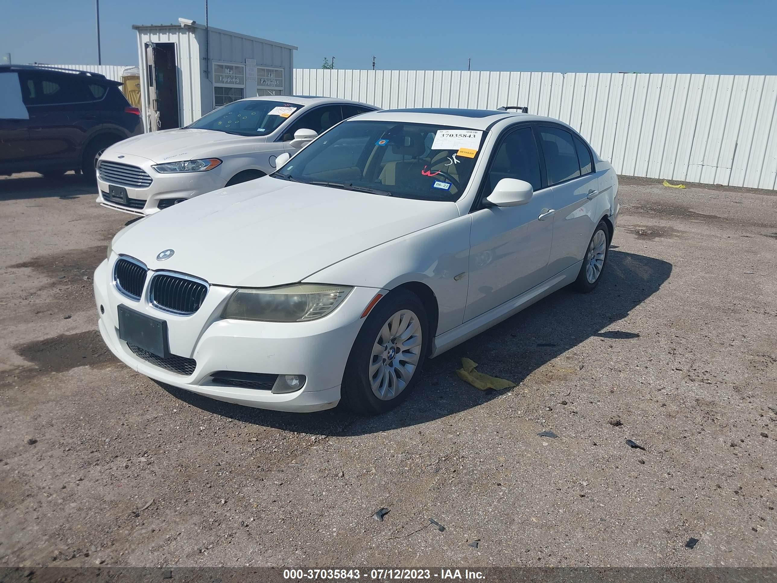 Photo 1 VIN: WBAPH77579NM31739 - BMW 3ER 