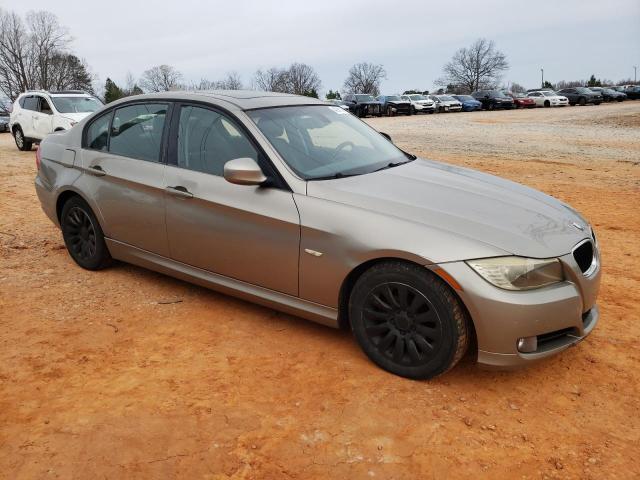 Photo 3 VIN: WBAPH77589NL82664 - BMW 3 SERIES 