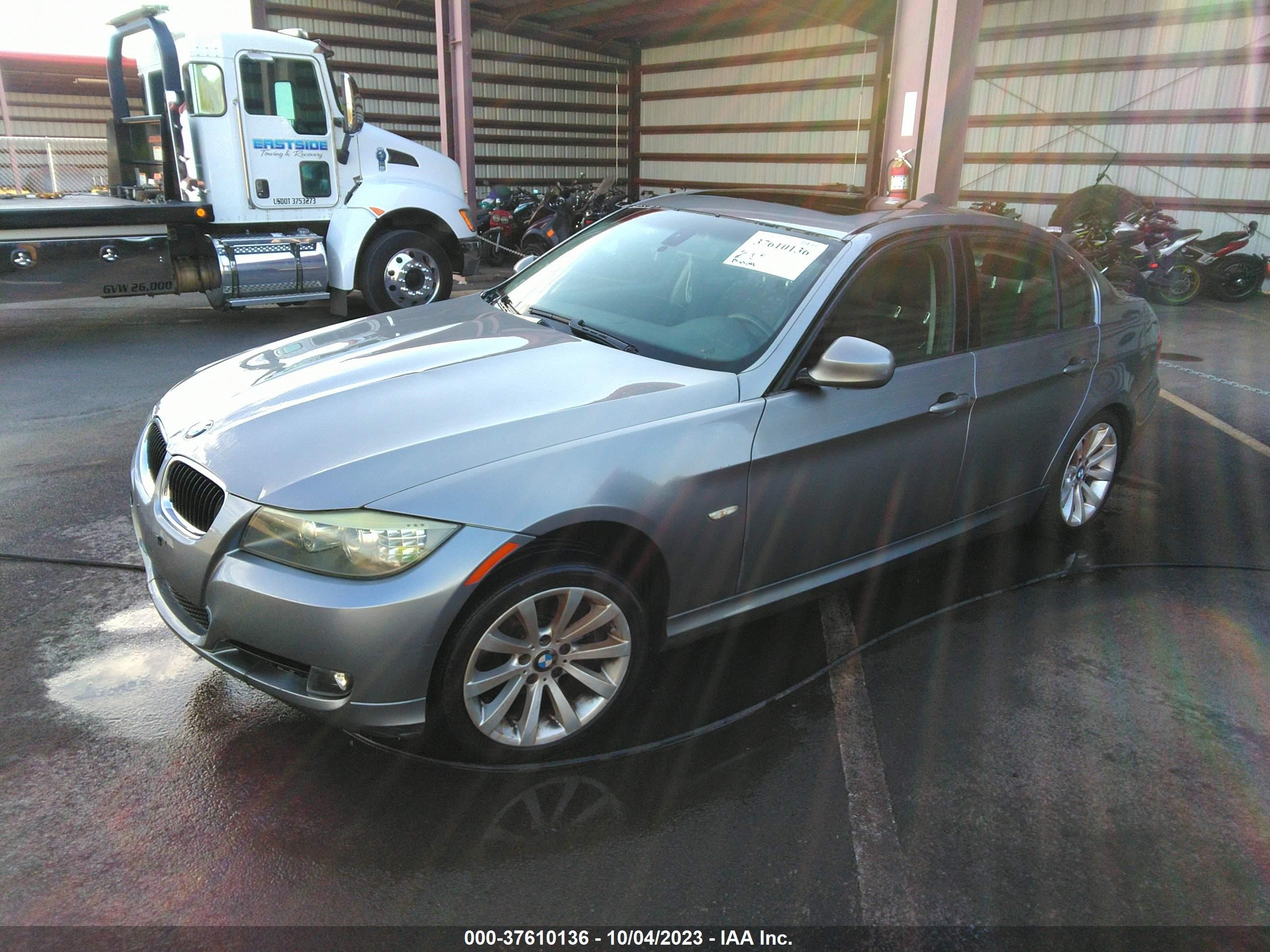 Photo 1 VIN: WBAPH77589NL84320 - BMW 3ER 