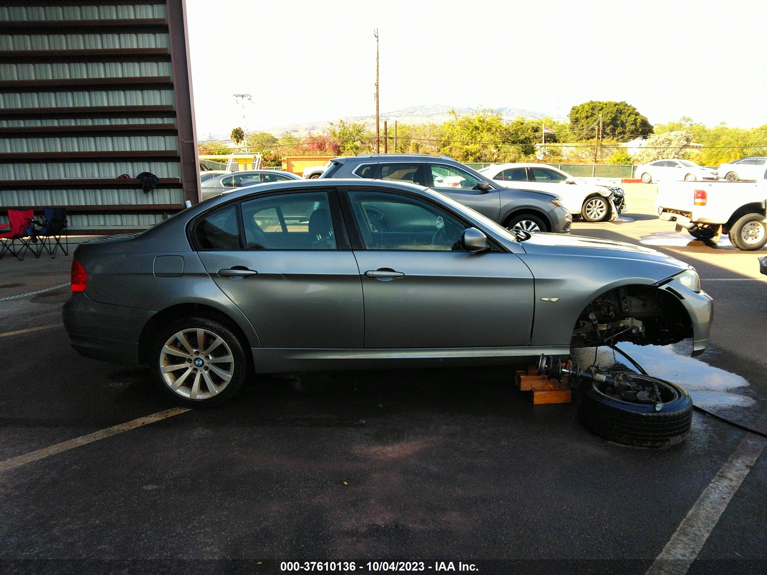 Photo 12 VIN: WBAPH77589NL84320 - BMW 3ER 