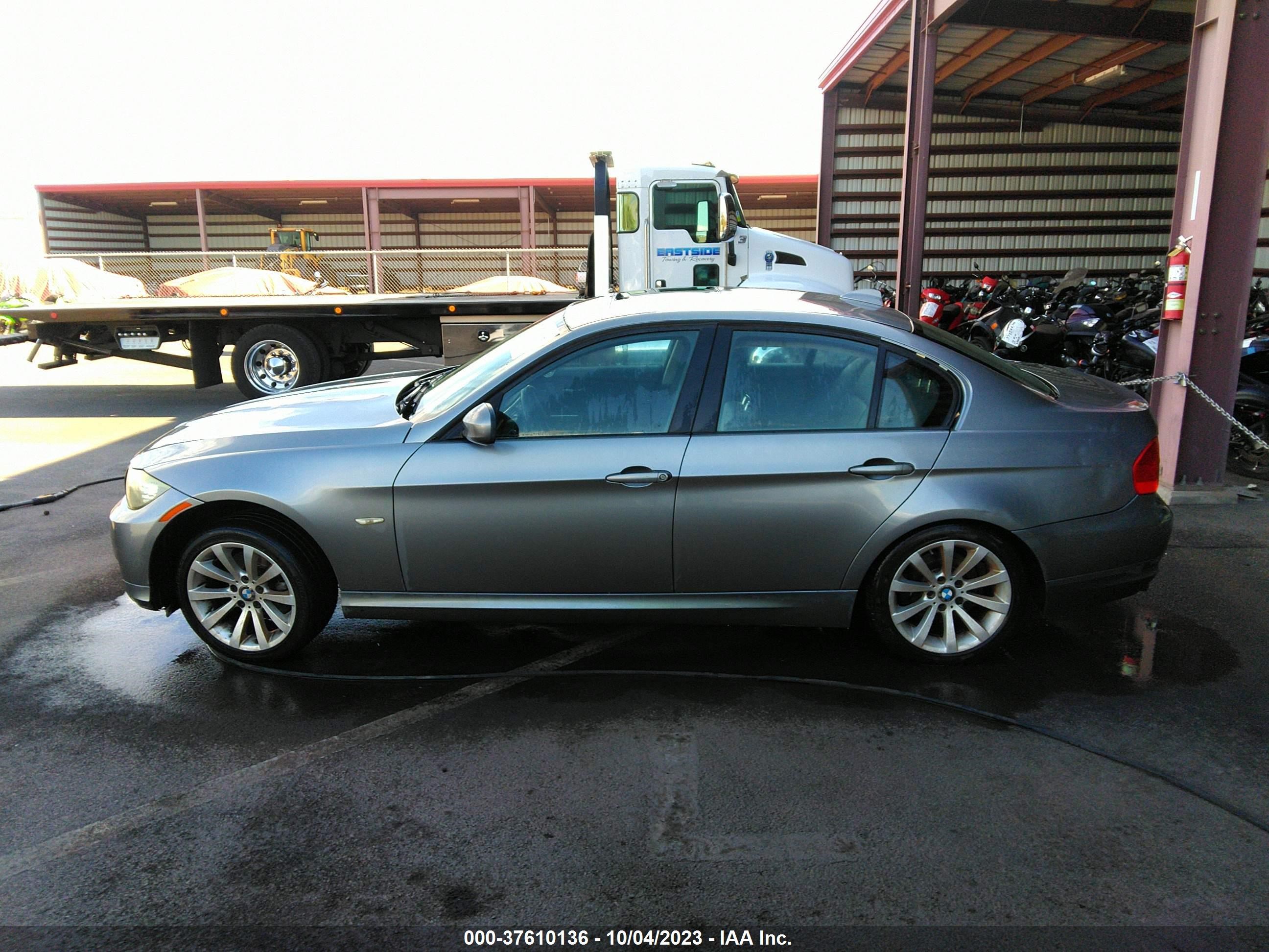 Photo 13 VIN: WBAPH77589NL84320 - BMW 3ER 