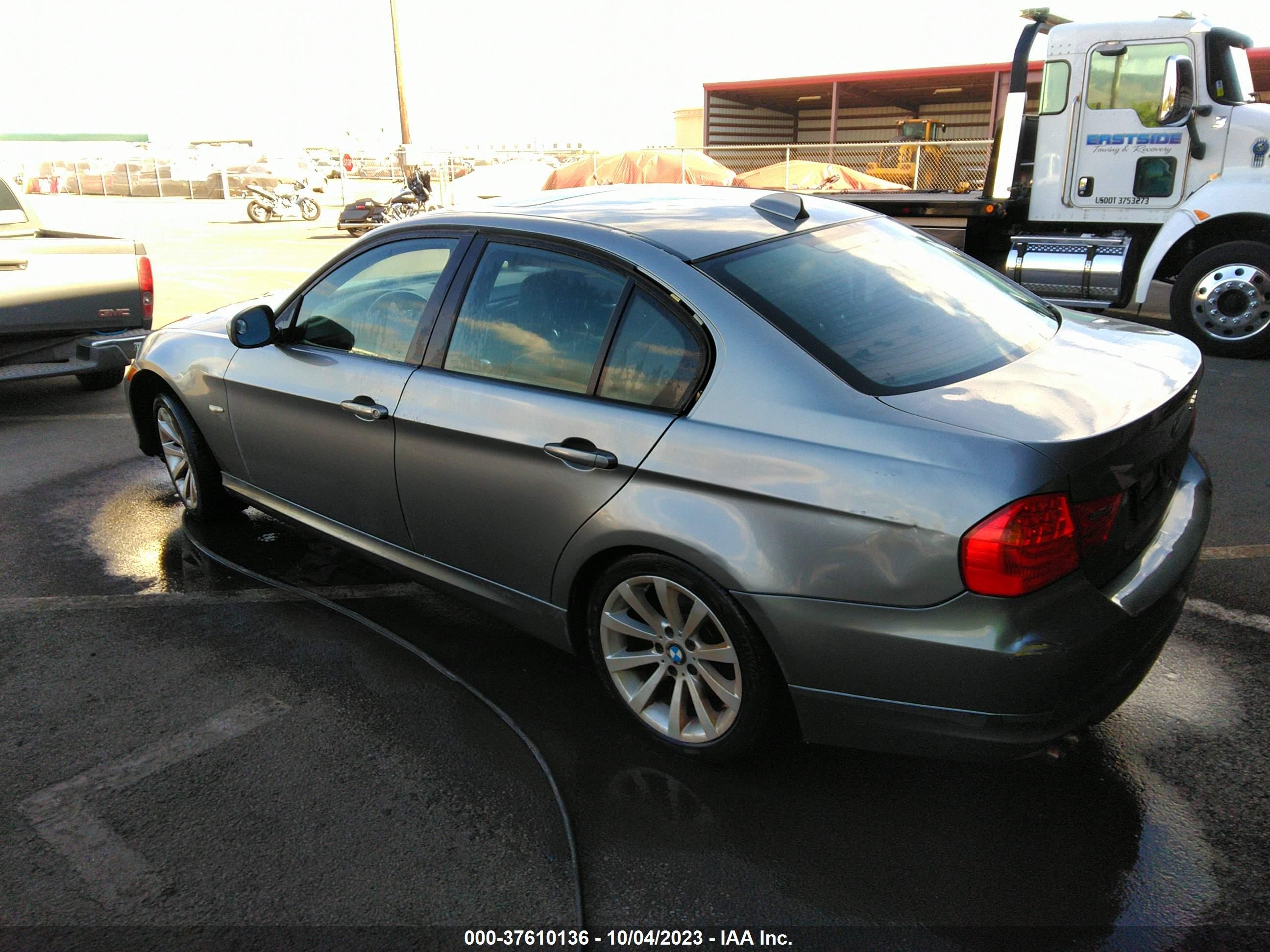 Photo 2 VIN: WBAPH77589NL84320 - BMW 3ER 