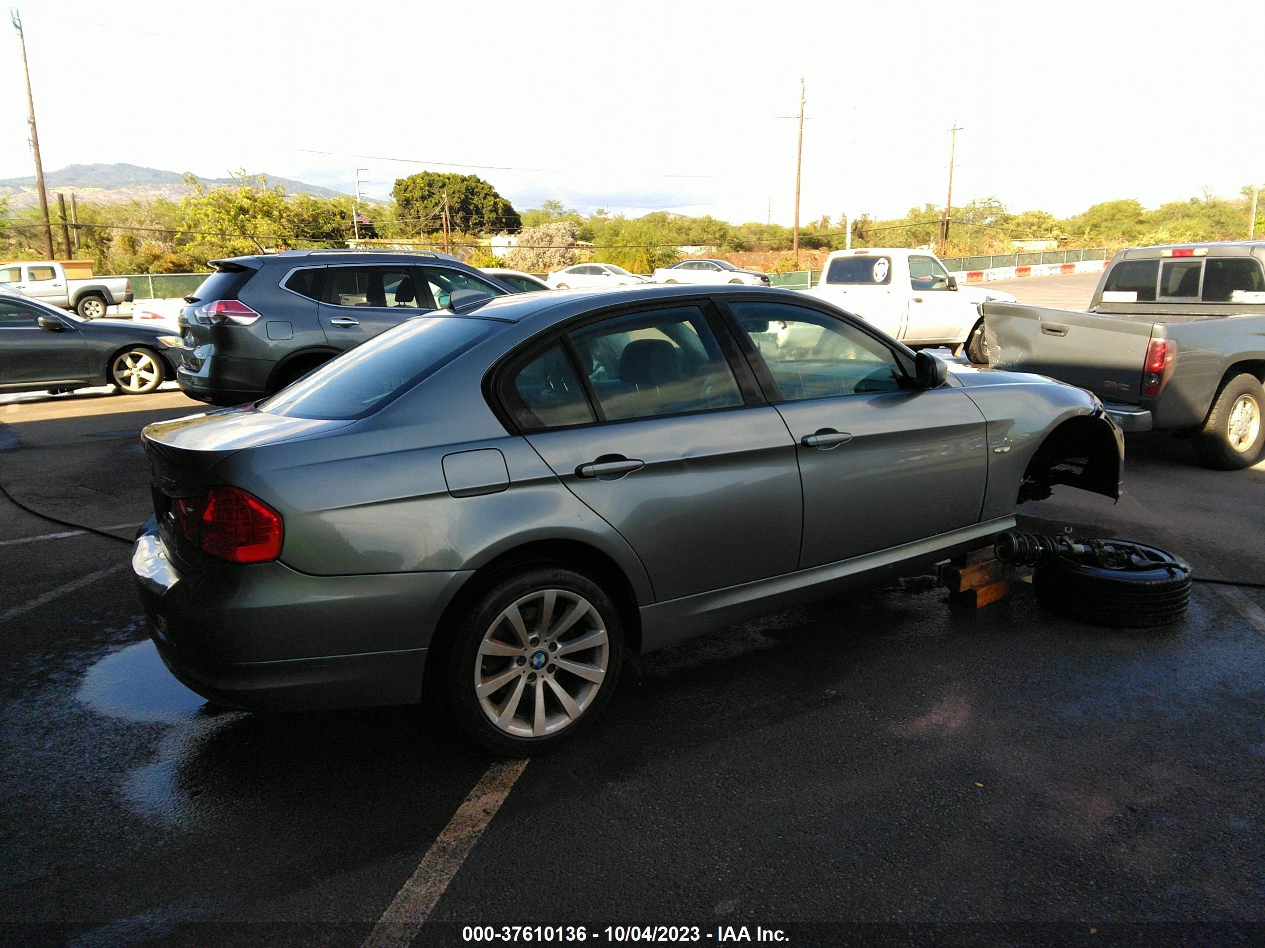 Photo 3 VIN: WBAPH77589NL84320 - BMW 3ER 