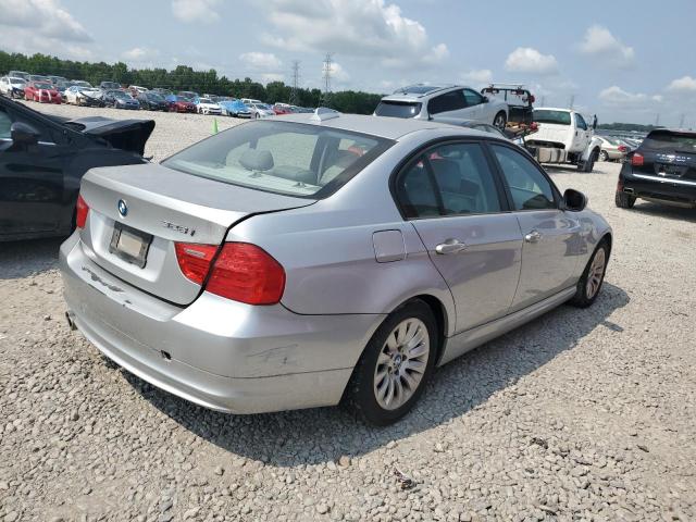 Photo 2 VIN: WBAPH77589NM30244 - BMW 3 SERIES 