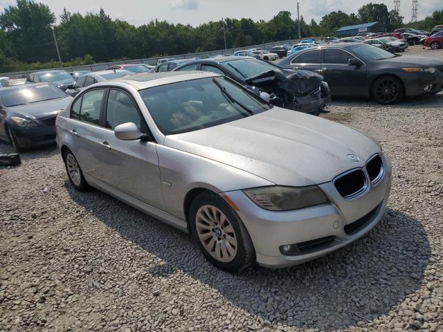 Photo 3 VIN: WBAPH77589NM30244 - BMW 3 SERIES 