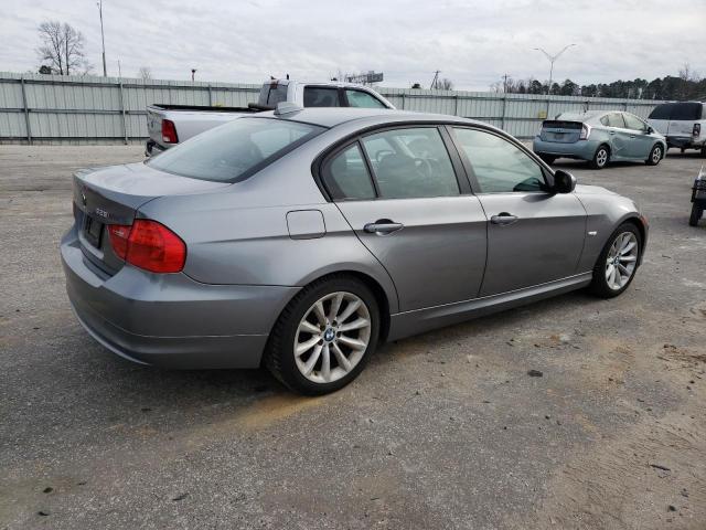 Photo 2 VIN: WBAPH77599NM31113 - BMW 3 SERIES 