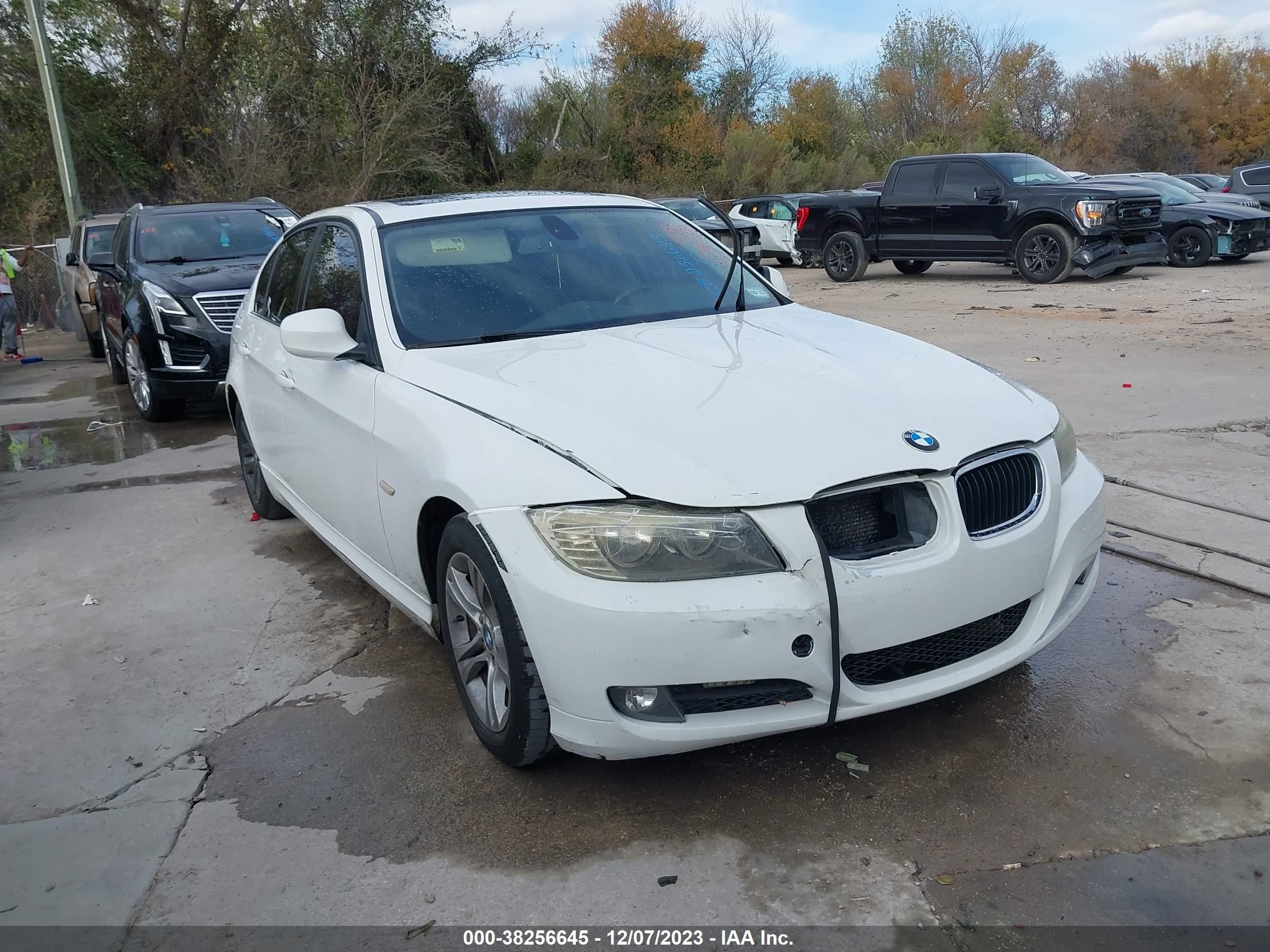 Photo 0 VIN: WBAPH7C50AA175512 - BMW 3ER 