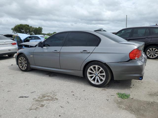 Photo 1 VIN: WBAPH7C50BE126143 - BMW 3 SERIES 