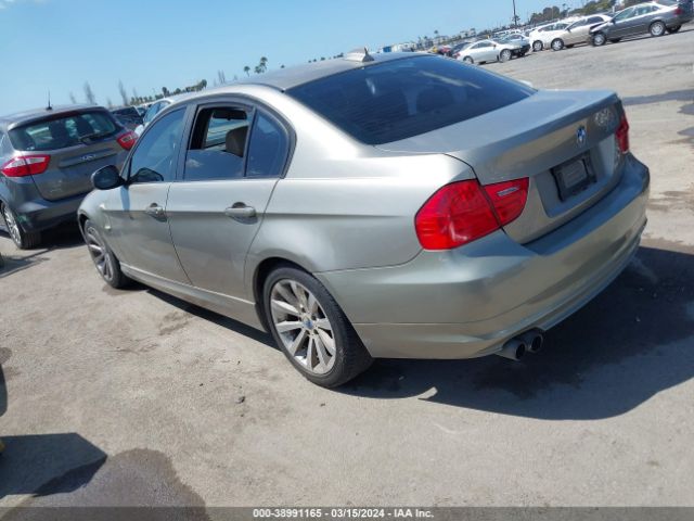 Photo 2 VIN: WBAPH7C50BE130659 - BMW 328I 