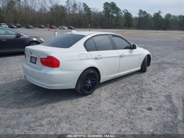 Photo 3 VIN: WBAPH7C50BE676569 - BMW 328I 