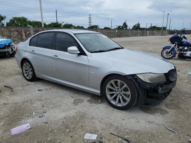 Photo 3 VIN: WBAPH7C50BE677821 - BMW 328 I 