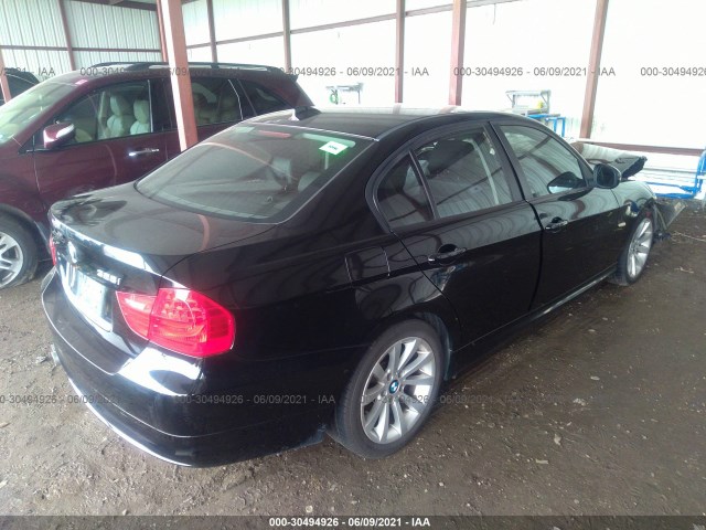 Photo 3 VIN: WBAPH7C50BE677950 - BMW 3 