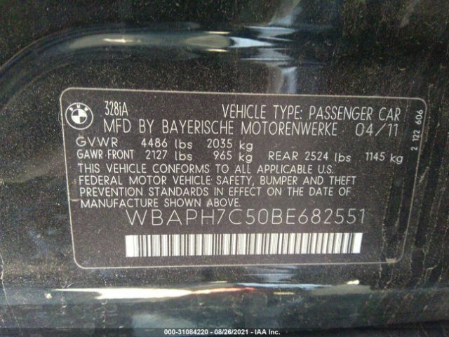 Photo 8 VIN: WBAPH7C50BE682551 - BMW 3 