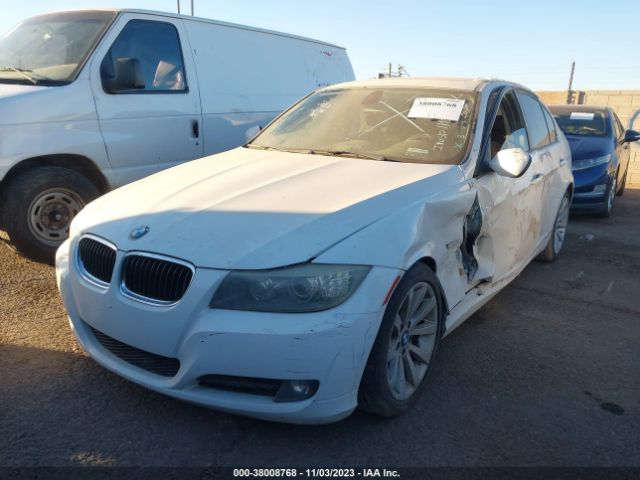 Photo 1 VIN: WBAPH7C50BE682839 - BMW 328I 