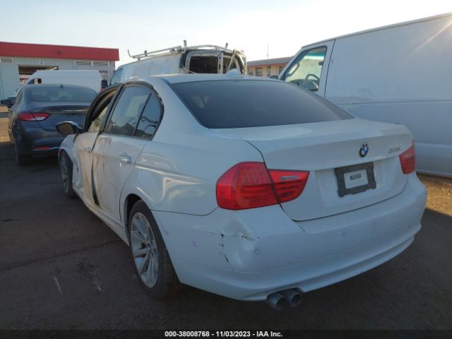 Photo 2 VIN: WBAPH7C50BE682839 - BMW 328I 