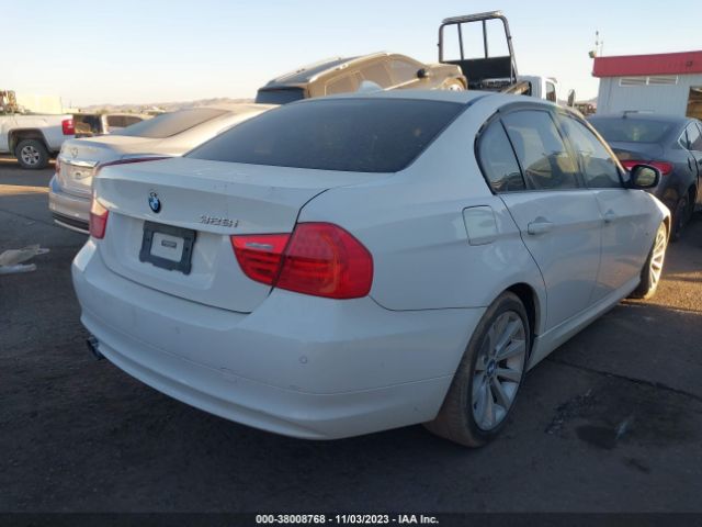 Photo 3 VIN: WBAPH7C50BE682839 - BMW 328I 