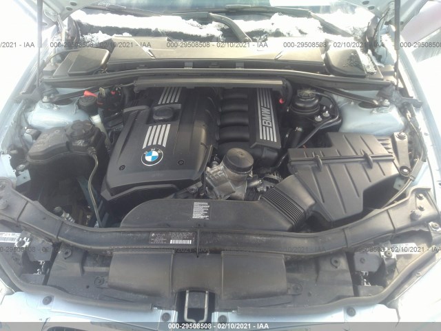 Photo 9 VIN: WBAPH7C50BE682940 - BMW 3 