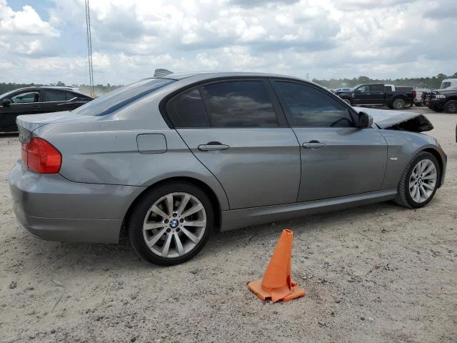 Photo 2 VIN: WBAPH7C50BE851791 - BMW 328 I 