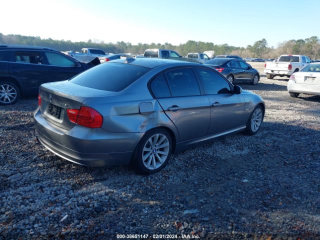 Photo 3 VIN: WBAPH7C51BE680338 - BMW 328I 