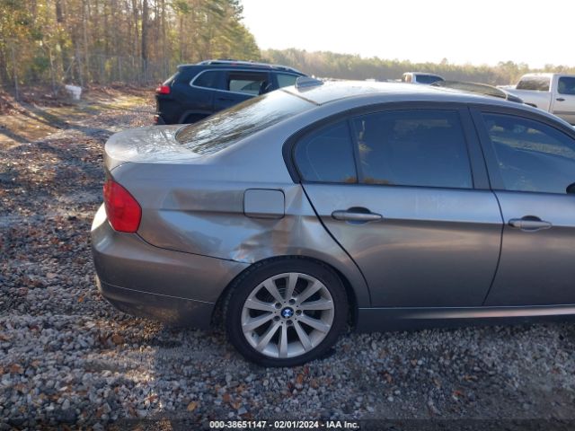 Photo 5 VIN: WBAPH7C51BE680338 - BMW 328I 