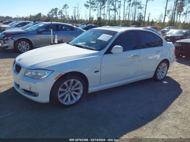 Photo 1 VIN: WBAPH7C51BE681697 - BMW 328I 