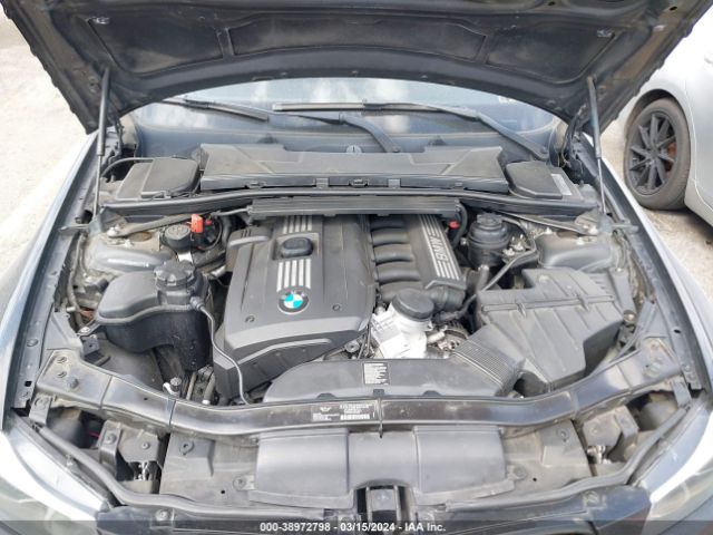 Photo 9 VIN: WBAPH7C52BA802079 - BMW 328I 