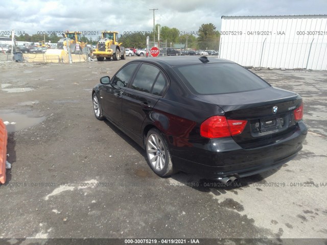 Photo 2 VIN: WBAPH7C52BE675908 - BMW 3 