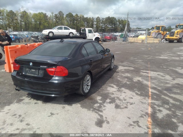 Photo 3 VIN: WBAPH7C52BE675908 - BMW 3 