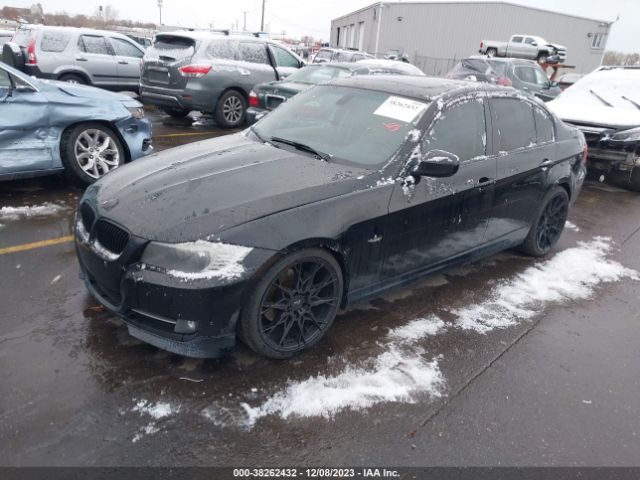 Photo 1 VIN: WBAPH7C52BE677402 - BMW 328I 