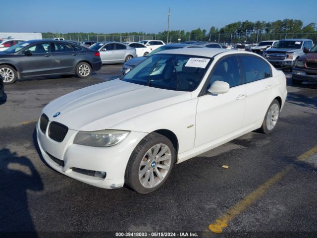 Photo 1 VIN: WBAPH7C52BE681787 - BMW 328I 