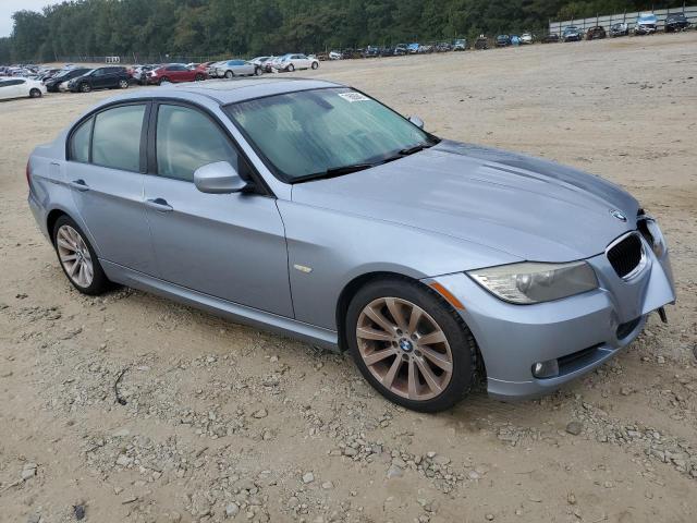 Photo 3 VIN: WBAPH7C52BE850478 - BMW 328I 