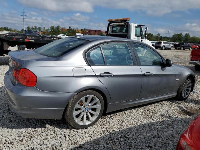 Photo 2 VIN: WBAPH7C52BE852697 - BMW 328 I 