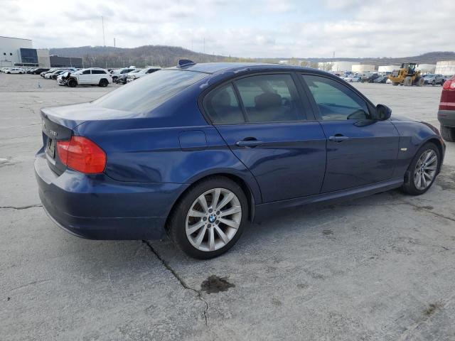 Photo 2 VIN: WBAPH7C53BA802155 - BMW 3 SERIES 