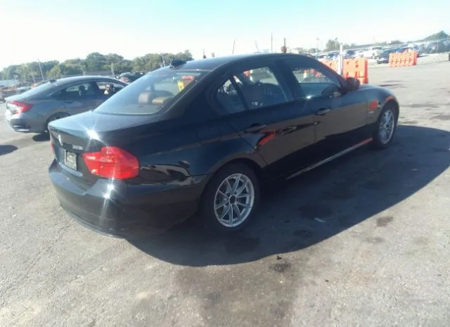 Photo 3 VIN: WBAPH7C53BE126427 - BMW 3 SERIES 